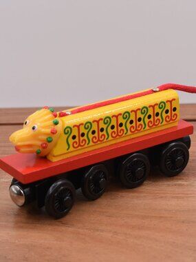 Thomas Tank Engine Wooden Railway Train Chinese Dragon Vintage Train 2003